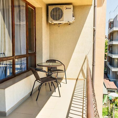 Hotel Family House Katerini à Nessebar Extérieur photo