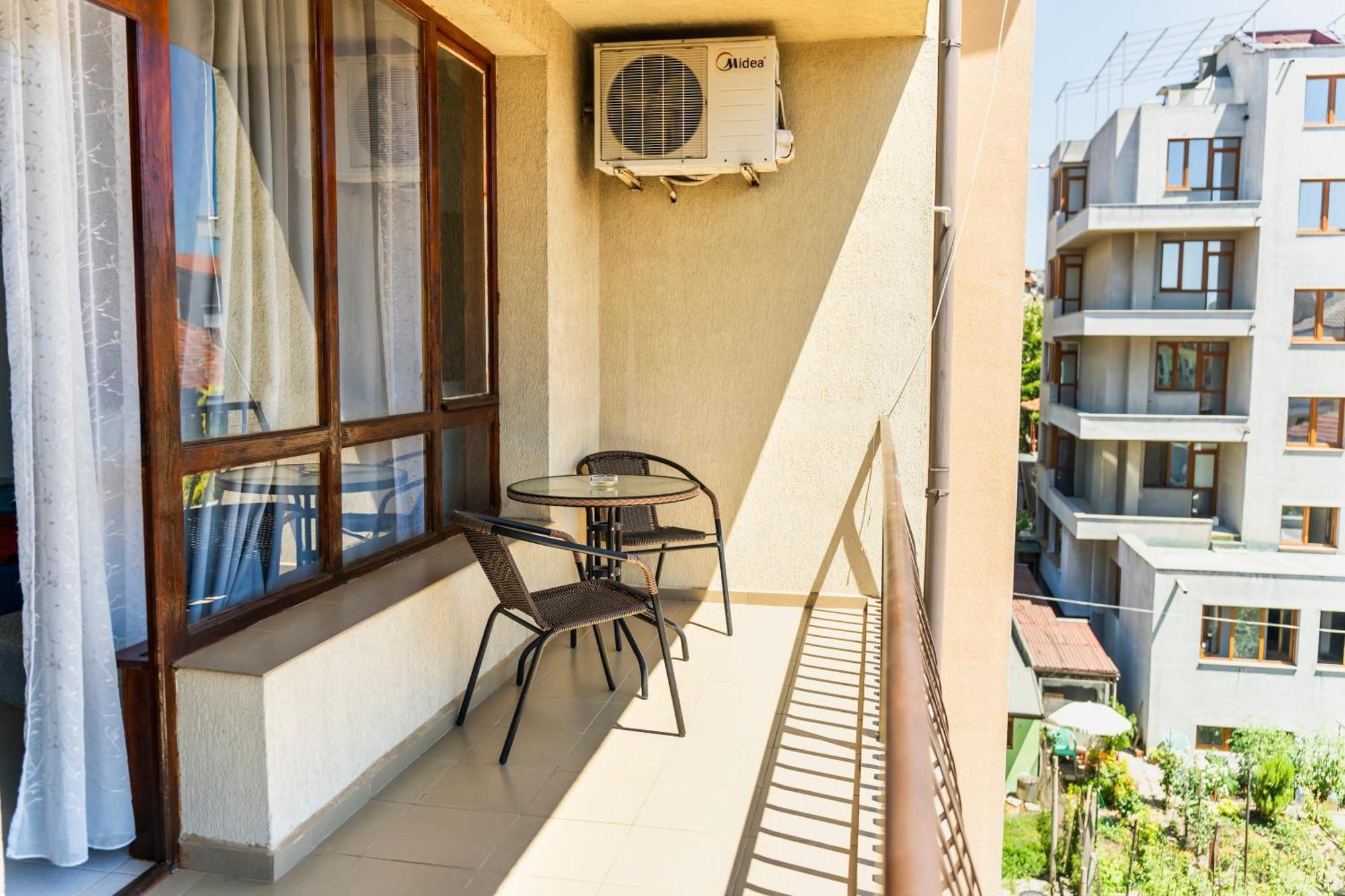 Hotel Family House Katerini à Nessebar Extérieur photo