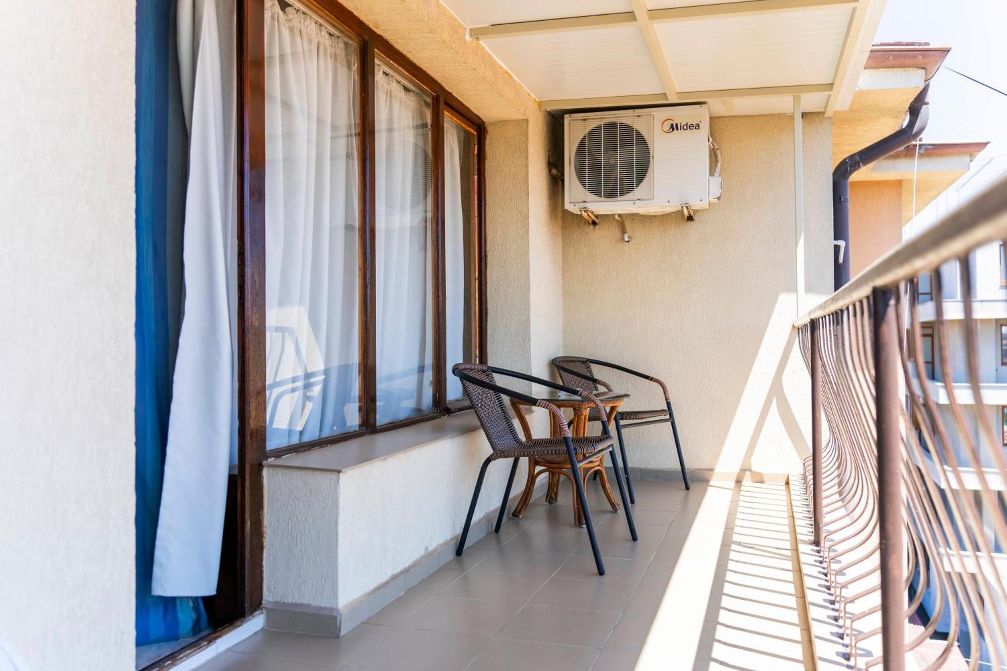 Hotel Family House Katerini à Nessebar Extérieur photo