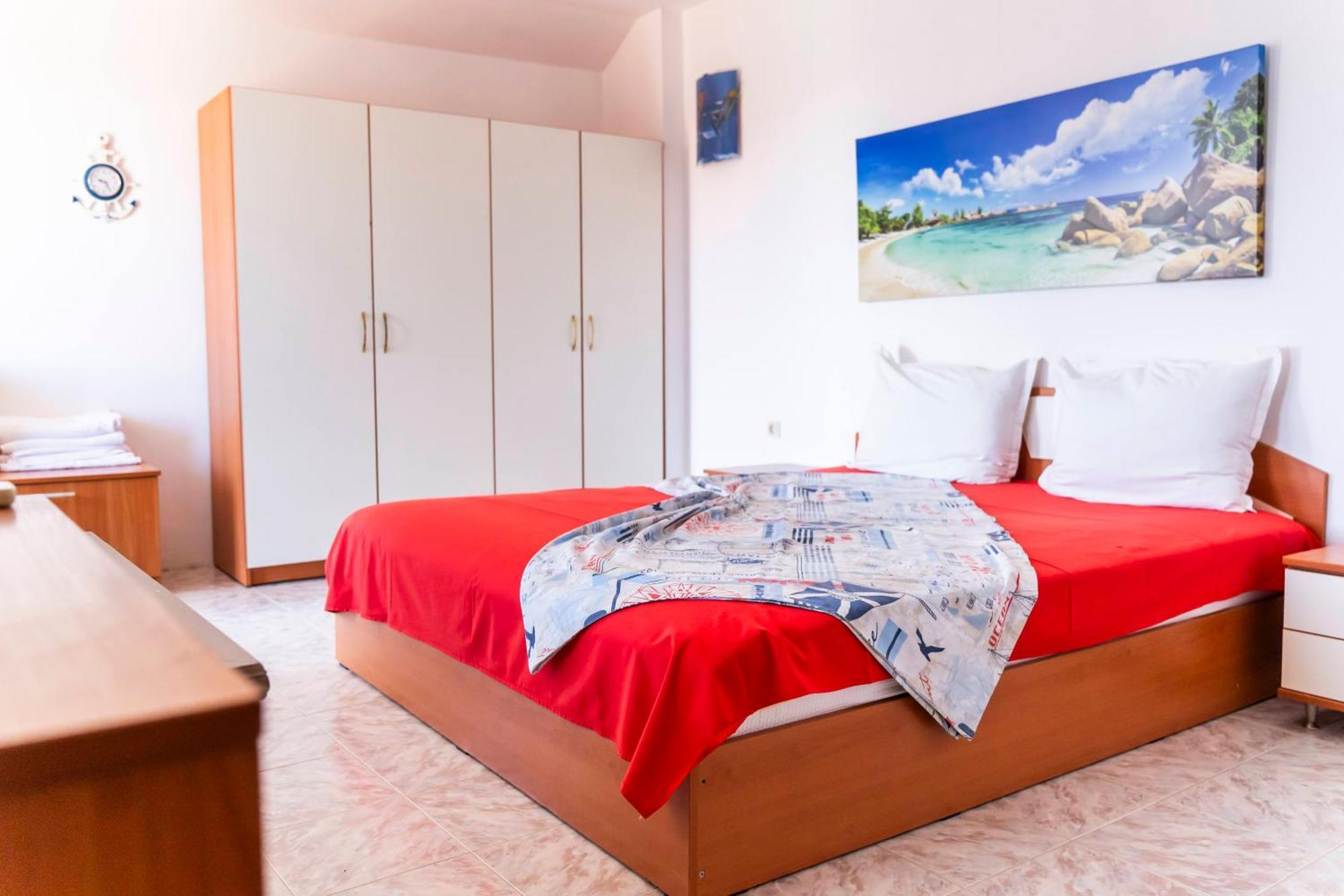 Hotel Family House Katerini à Nessebar Extérieur photo