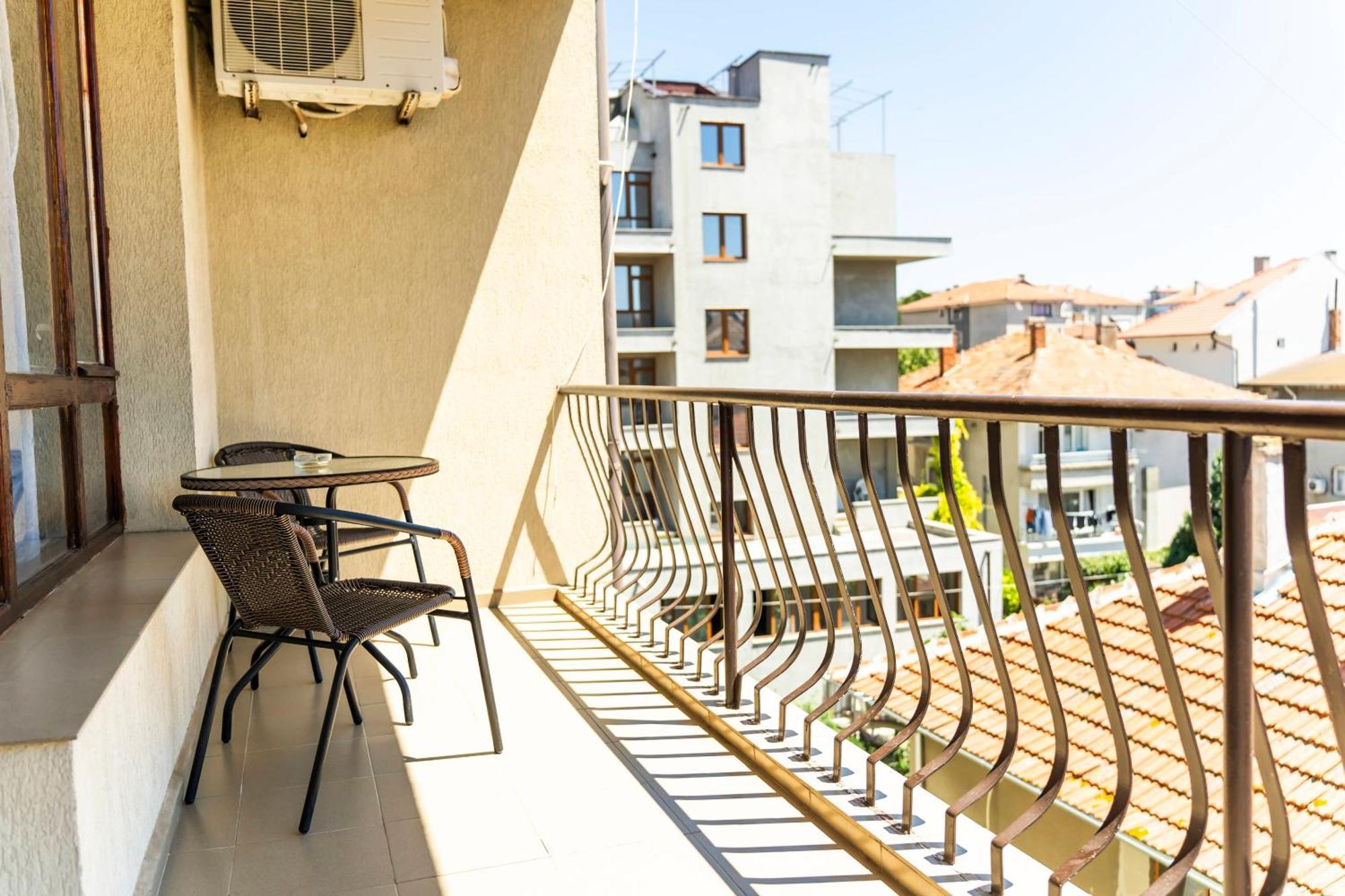 Hotel Family House Katerini à Nessebar Extérieur photo